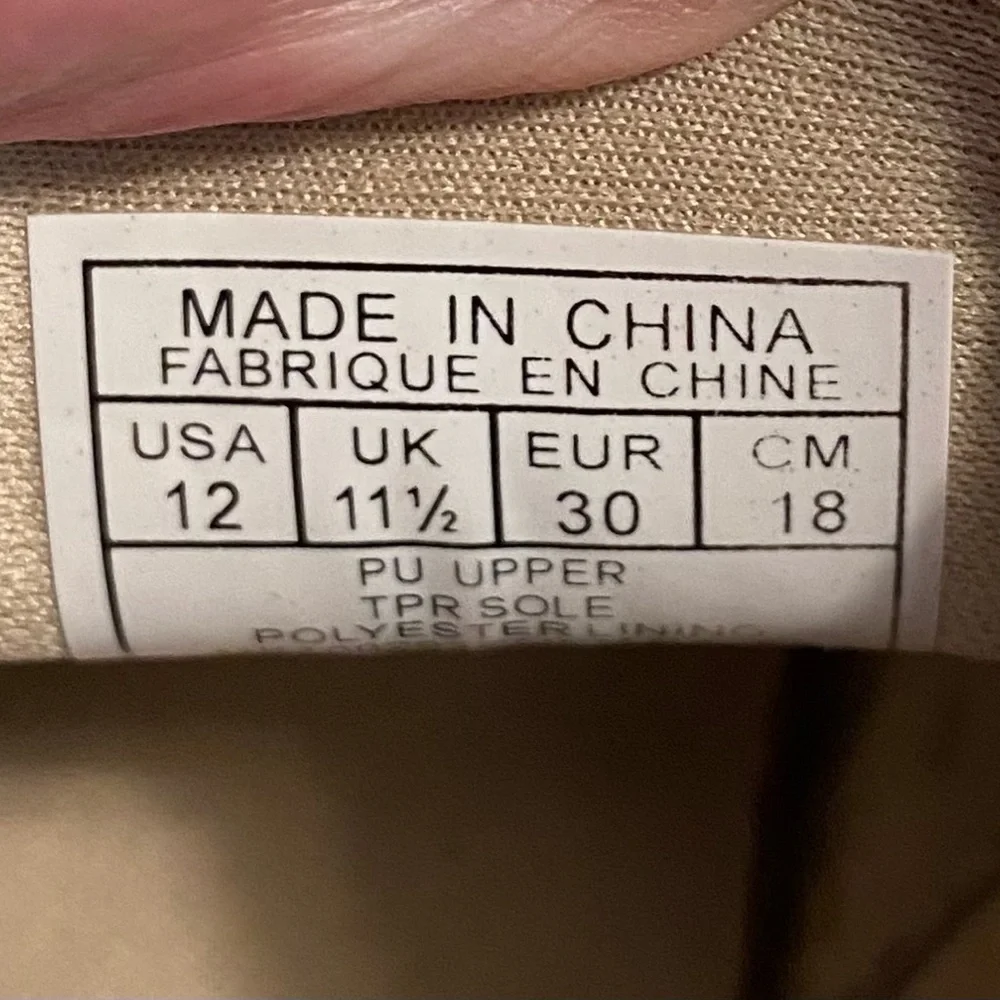 USED MICHAEL KORS KIDS SHOES SIZE 12S